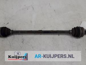 Used Drive shaft, rear right Nissan Qashqai (J10) 2.0 dCi 4x4 Price € 35,00 Margin scheme offered by Autorecycling Kuijpers