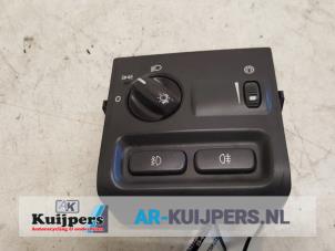 Używane Przelacznik swiatel Volvo S40 (MS) Cena € 15,00 Procedura marży oferowane przez Autorecycling Kuijpers