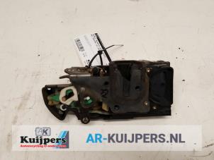 Used Door lock mechanism 2-door, right Opel Frontera (6B) 2.2i 16V Price € 25,00 Margin scheme offered by Autorecycling Kuijpers