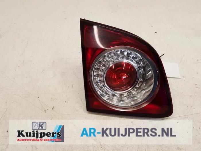 Taillight, left from a Volkswagen Golf Plus (5M1/1KP) 1.6 2005