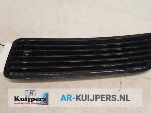 Used Air grill bonnet left Mercedes S (W221) 3.0 S-320 CDI 24V Price € 25,00 Margin scheme offered by Autorecycling Kuijpers