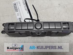 Used Seat heating switch Volkswagen Phaeton (3D) 4.2 V8 40V 4Motion Price € 24,95 Margin scheme offered by Autorecycling Kuijpers