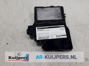 Used Fuse box Volkswagen Phaeton (3D) 4.2 V8 40V 4Motion Price € 25,00 Margin scheme offered by Autorecycling Kuijpers