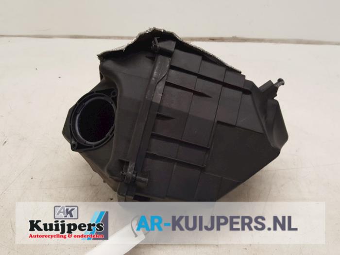 Begagnade Luftfilterhus Volkswagen Phaeton (3D) 4.2 V8 40V 4Motion Pris € 49,00 Marginaltabell erbjuds av Autorecycling Kuijpers