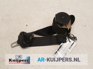 Used Rear seatbelt, centre Mitsubishi Colt (Z2/Z3) 1.3 16V Price € 20,00 Margin scheme offered by Autorecycling Kuijpers