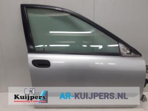 Gebrauchte Tür 4-türig rechts vorne Volvo V40 (VW) 1.8 16V Preis € 65,00 Margenregelung angeboten von Autorecycling Kuijpers