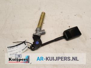 Used Front seatbelt buckle, right Citroen Xsara Coupé (N0) 1.6 16V Price € 15,00 Margin scheme offered by Autorecycling Kuijpers
