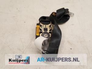 Used Front seatbelt, right Renault Clio II (BB/CB) 1.2 16V Price € 10,00 Margin scheme offered by Autorecycling Kuijpers