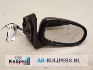Used Wing mirror, right Nissan Almera Tino (V10M) 1.8 16V Price € 20,00 Margin scheme offered by Autorecycling Kuijpers