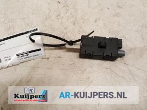 Usagé Antenne (divers) Peugeot 207 CC (WB) 1.6 HDiF 16V Prix € 15,00 Règlement à la marge proposé par Autorecycling Kuijpers