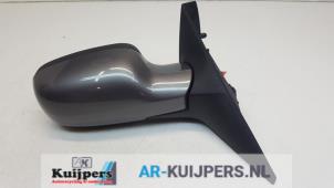 Used Wing mirror, right Renault Scénic II (JM) 2.0 16V Price € 19,00 Margin scheme offered by Autorecycling Kuijpers