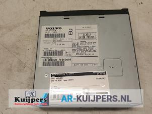 Usagé Lecteur DVD Volvo V50 (MW) 2.0 D 16V Prix € 65,00 Règlement à la marge proposé par Autorecycling Kuijpers