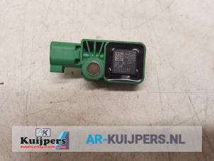 Used Airbag sensor Volvo V50 (MW) 2.0 D 16V Price € 10,00 Margin scheme offered by Autorecycling Kuijpers