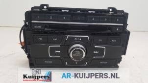 Usados Reproductor de CD y radio Honda Civic (FB) 1.8i VTEC 16V Precio € 175,00 Norma de margen ofrecido por Autorecycling Kuijpers