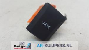Used AUX / USB connection Honda Civic (FB) 1.8i VTEC 16V Price € 19,00 Margin scheme offered by Autorecycling Kuijpers