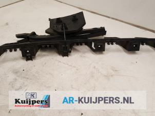 Used Rear bumper bracket central Volvo V50 (MW) 2.0 D 16V Price € 25,00 Margin scheme offered by Autorecycling Kuijpers