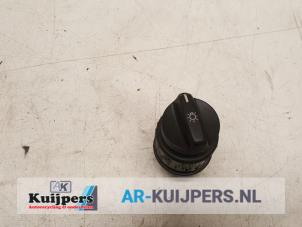Used Light switch BMW 3 serie (E36/2C) 325i 24V Price € 15,00 Margin scheme offered by Autorecycling Kuijpers