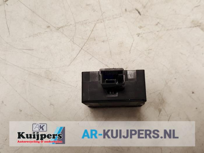 AIH headlight switch from a Fiat Scudo (270) 2.0 D Multijet 2007