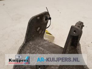 Used Engine mount BMW Mini One/Cooper (R50) 1.6 16V One Price € 15,00 Margin scheme offered by Autorecycling Kuijpers