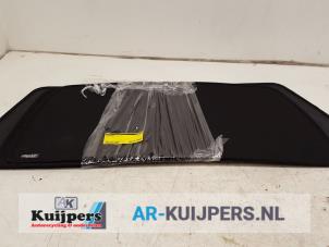 Used Solar panel Ford Mondeo III Wagon 2.0 16V Price € 30,00 Margin scheme offered by Autorecycling Kuijpers