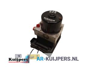 Used ABS pump Volvo V50 (MW) 2.0 D 16V Price € 40,00 Margin scheme offered by Autorecycling Kuijpers