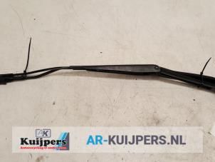 Used Front wiper arm Ford S-Max (WPC) 2.0 TDCi 210 16V Price € 30,00 Margin scheme offered by Autorecycling Kuijpers