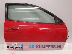 Używane Drzwi prawe wersja 2-drzwiowa Ford Puma Cena € 65,00 Procedura marży oferowane przez Autorecycling Kuijpers