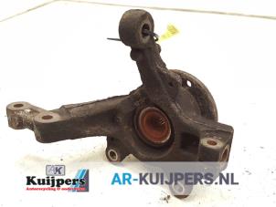 Used Knuckle, front right Renault Clio III (BR/CR) 1.5 dCi 70 Price € 30,00 Margin scheme offered by Autorecycling Kuijpers