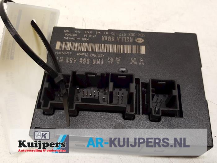Używane Modul Comfort Seat Leon (1P1) 2.0 FSI 16V Cena € 26,00 Procedura marży oferowane przez Autorecycling Kuijpers