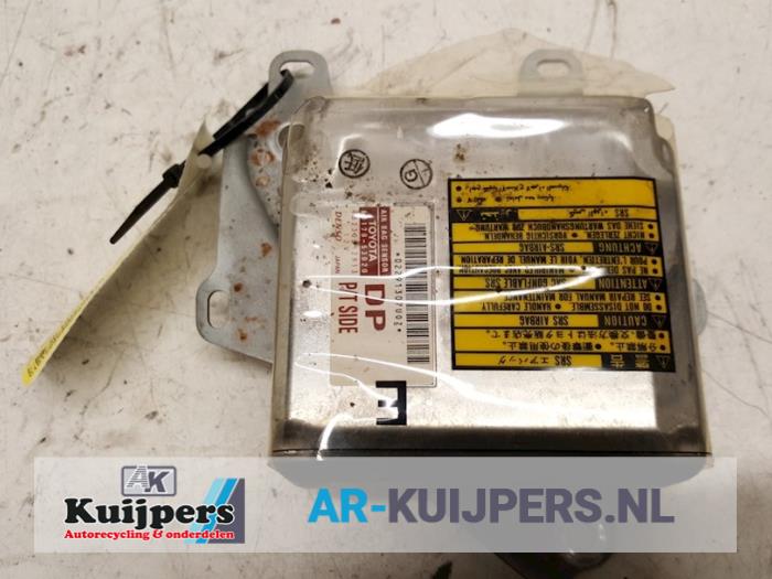 Begagnade Airbagmodul Lexus IS (E2) 200 2.0 24V Pris € 49,00 Marginaltabell erbjuds av Autorecycling Kuijpers