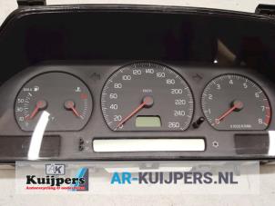 Używane Licznik kilometrów KM Volvo V70 (GW/LW/LZ) 2.0 T-5 Turbo 20V Cena € 24,00 Procedura marży oferowane przez Autorecycling Kuijpers