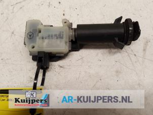 Used Tank flap lock motor Mercedes B (W245,242) 1.5 B-150 16V Price € 10,00 Margin scheme offered by Autorecycling Kuijpers