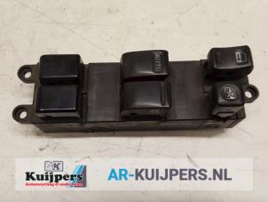 Usados Interruptor combinado de ventanillas Nissan King Cab/Pickup 4x4 (D22) 2.5 Tdi Precio € 15,00 Norma de margen ofrecido por Autorecycling Kuijpers