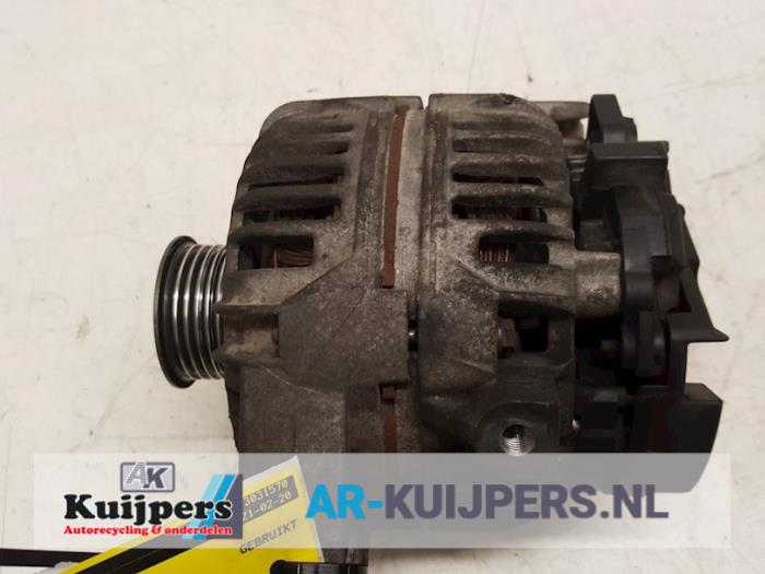 Gebrauchte Dynamo Opel Omega B (25/26/27) 2.2 16V Preis € 20,00 Margenregelung angeboten von Autorecycling Kuijpers