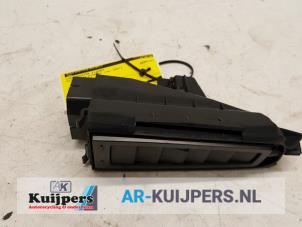 Used Air grill side Citroen C4 Grand Picasso (UA) 1.6 HDiF 16V 110 Price € 10,00 Margin scheme offered by Autorecycling Kuijpers