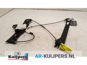 Używane Mechanizm szyby prawej przedniej wersja 2-drzwiowa Opel Astra H Twin Top (L67) 1.8 16V Cena € 39,00 Procedura marży oferowane przez Autorecycling Kuijpers