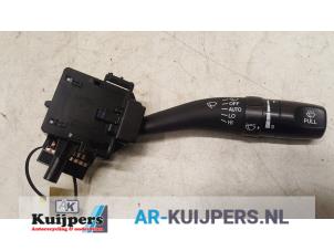 Gebrauchte Scheibenwischer Schalter Kia Magentis (GE) 2.0 CRDi 16V Preis € 19,00 Margenregelung angeboten von Autorecycling Kuijpers