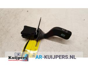 Usagé Commutateur essuie-glace Opel Meriva 1.7 CDTI 16V Prix € 10,00 Règlement à la marge proposé par Autorecycling Kuijpers