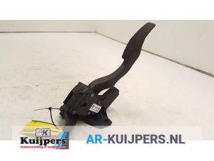 Used Accelerator pedal Opel Meriva 1.7 CDTI 16V Price € 15,00 Margin scheme offered by Autorecycling Kuijpers