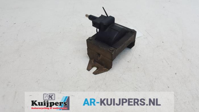 Ignition coil from a Renault Twingo (C06) 1.2 SPi Phase I 1996