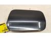 Tank cap cover from a Mercedes S (W220), 1998 / 2005 3.2 S-320 18V, Saloon, 4-dr, Petrol, 3.199cc, 165kW (224pk), RWD, M112944, 1998-10 / 2005-08, 220.065; 220.165 1999
