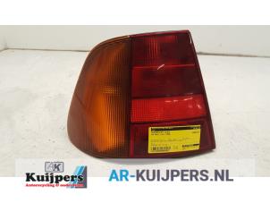 Usagé Feu arrière gauche Volkswagen Polo III Classic (6KV2) 1.6i 75 Prix € 15,00 Règlement à la marge proposé par Autorecycling Kuijpers