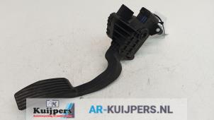 Used Accelerator pedal Opel Corsa D 1.4 16V Twinport Price € 15,00 Margin scheme offered by Autorecycling Kuijpers