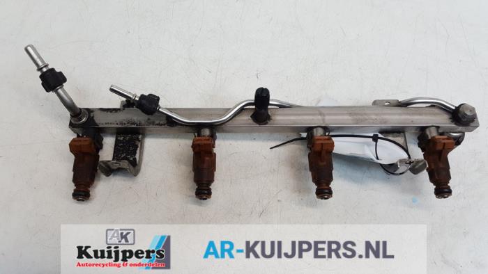 Usagé Système d'injection Saab 9-5 Estate (YS3E) 2.3t 16V Prix € 25,00 Règlement à la marge proposé par Autorecycling Kuijpers