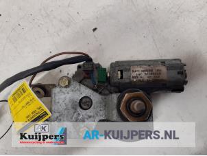 Used Rear wiper motor Opel Corsa B (73/78/79) 1.2i 16V Price € 10,00 Margin scheme offered by Autorecycling Kuijpers