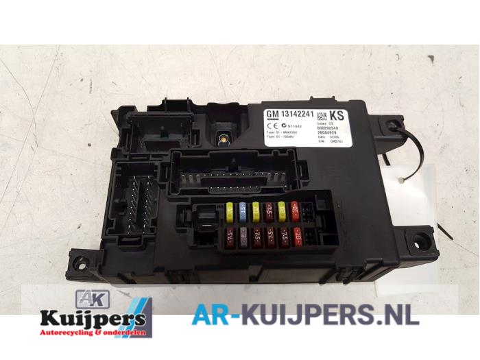 Fuse box Opel Corsa D 1.2 16V 13142241KS DELPHI