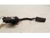 Accelerator pedal from a Land Rover Discovery III (LAA/TAA) 2.7 TD V6 2006