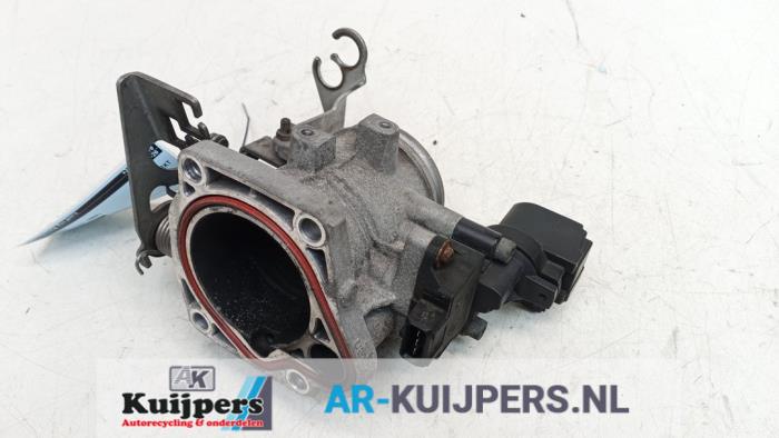 Throttle body from a BMW 3 serie (E46/4) 318i 1999