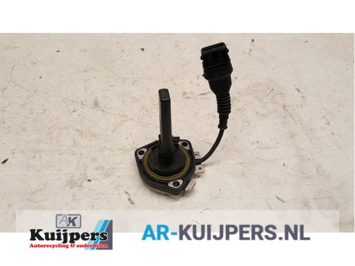Oil level sensor from a BMW 5-Serie 2003