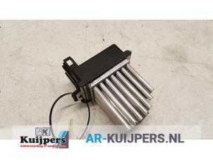 Usados Resistencia de calefactor Audi S6 Avant (C5) 4.2 V8 40V Precio € 15,00 Norma de margen ofrecido por Autorecycling Kuijpers